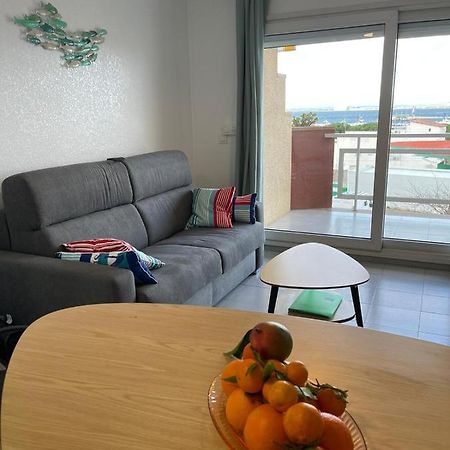 Rocmar Apartment Roses Bagian luar foto